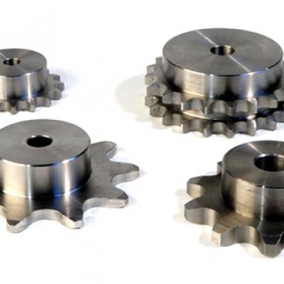 The main difference between double pitch sprocket and gear The main difference between double pitch sprocket and gear