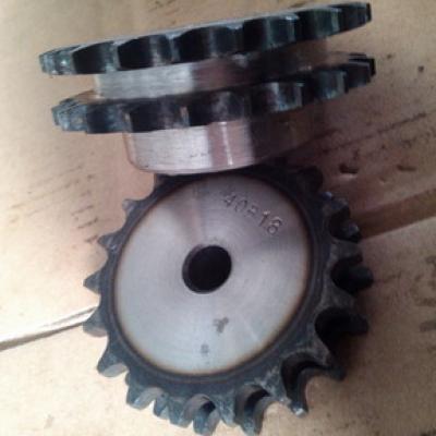 Structural design of roller chain sprocket