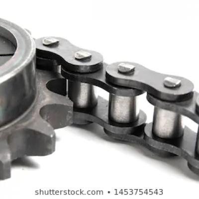 What is the role of chain conveyor